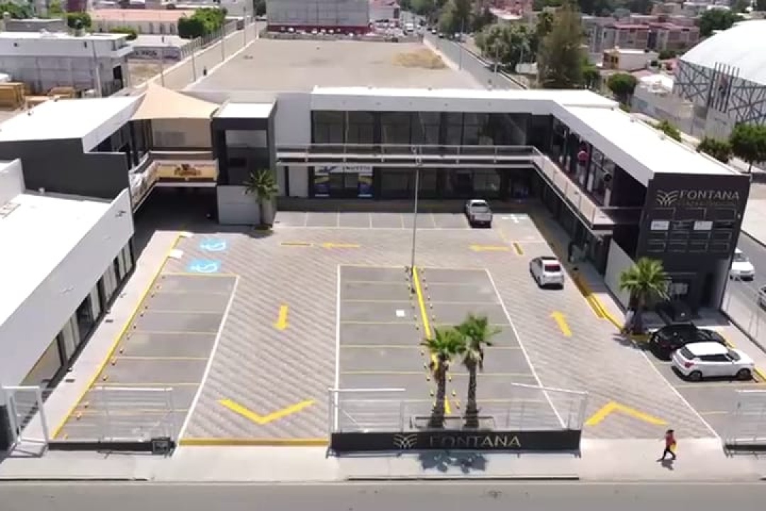 1502 Av de las fuentes 4, Querétaro, ,Local,Renta,Plaza comercial Fontana,Av de las fuentes,1015