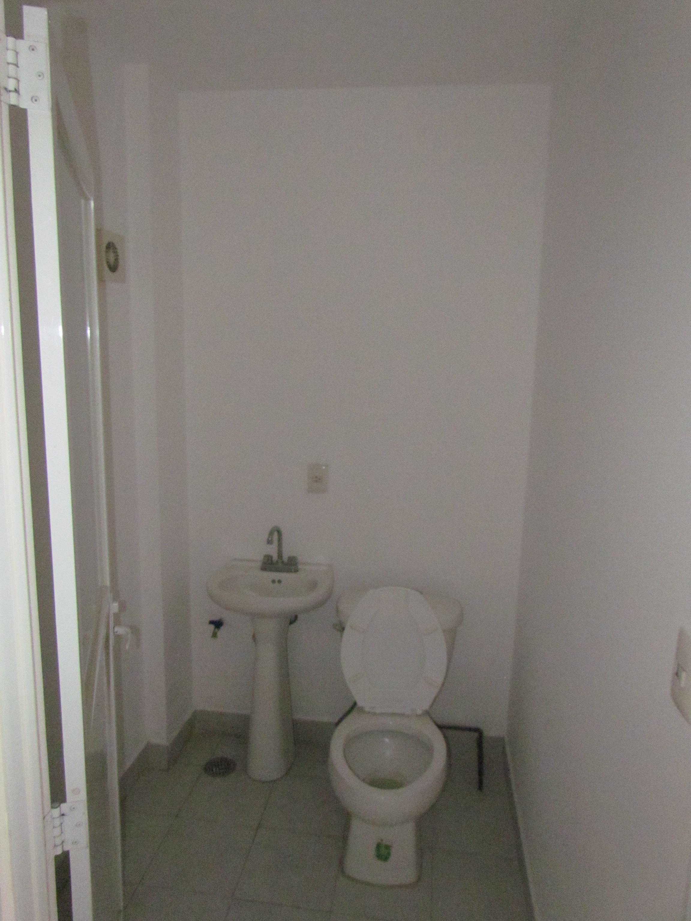 Camino Real a humilpan 4, Querétaro, 76904, ,Local,Renta,Plaza Real Bugambilias,Camino Real a humilpan,1030