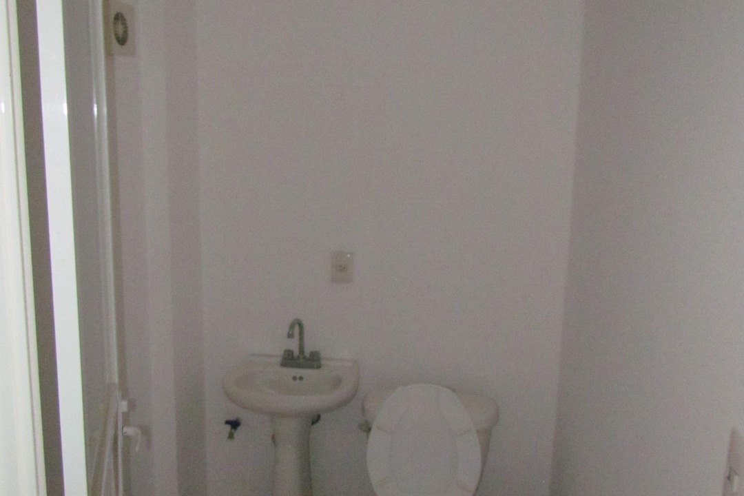 Camino Real a humilpan 4, Querétaro, 76904, ,Local,Renta,Plaza Real Bugambilias,Camino Real a humilpan,1030