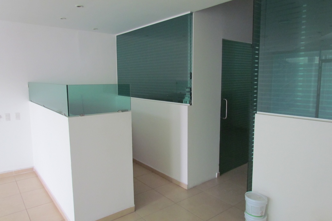 Camino Real a Huimilpan 12, Querétaro, 76904, ,Local,Renta,Plaza Real Bugambilias,Camino Real a Huimilpan,1032