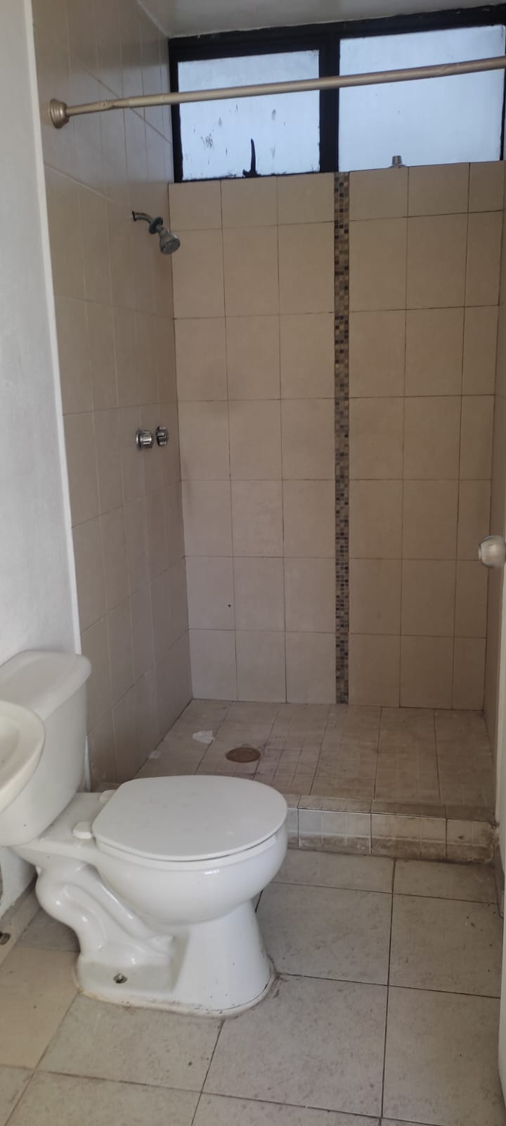 1104 Blvrd Miguel Hidalgo 102, León, 37220, 3 Bedrooms Bedrooms, ,1 BathroomBathrooms,Departamento,Venta,Blvrd Miguel Hidalgo,1,1035