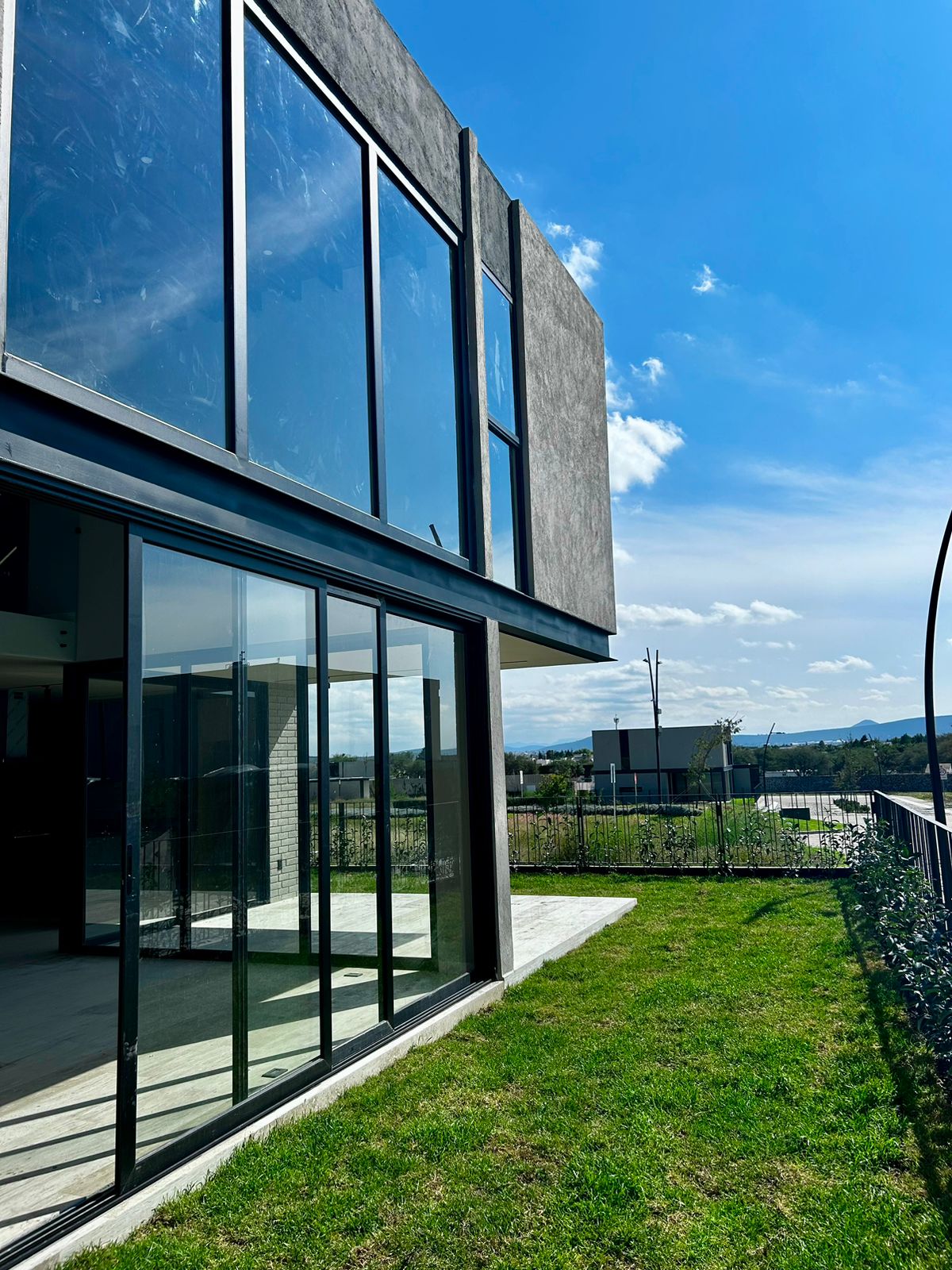 992 Av de los santos 101, Querétaro, 76146, 3 Bedrooms Bedrooms, 1 Room Rooms,4 BathroomsBathrooms,Casa,Venta,Av de los santos,1039