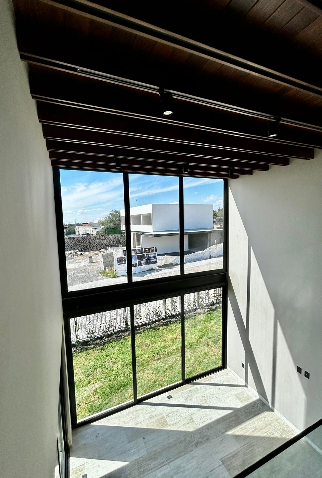 992 Av de los santos 101, Querétaro, 76146, 3 Bedrooms Bedrooms, 1 Room Rooms,4 BathroomsBathrooms,Casa,Venta,Av de los santos,1039