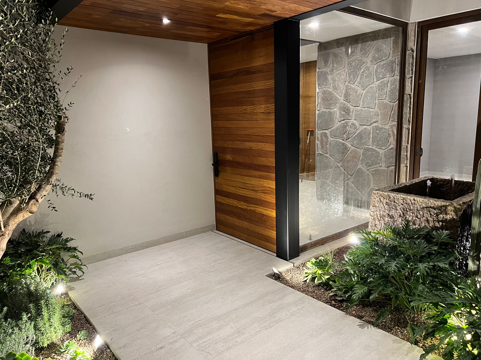 Anillo Vial Fray Junípero Serra 66, Querétaro, 76237, 4 Bedrooms Bedrooms, ,5 BathroomsBathrooms,Casa,Venta,Anillo Vial Fray Junípero Serra,1040