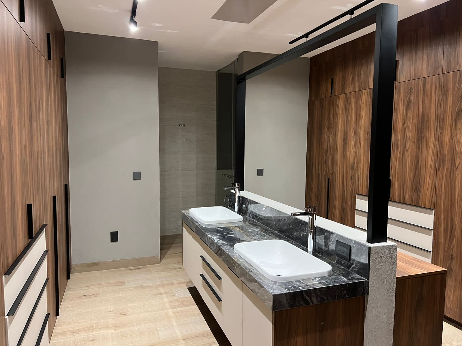 Anillo Vial Fray Junípero Serra 66, Querétaro, 76237, 4 Bedrooms Bedrooms, ,5 BathroomsBathrooms,Casa,Venta,Anillo Vial Fray Junípero Serra,1040