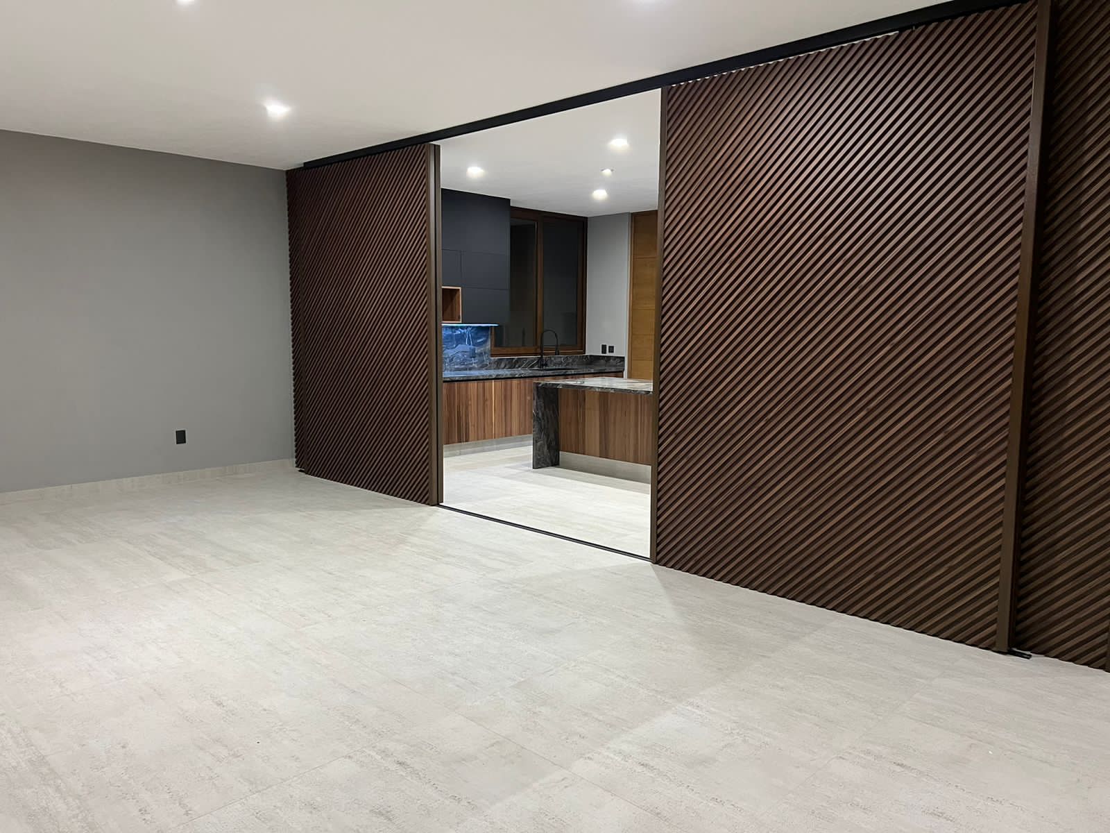 Anillo Vial Fray Junípero Serra 66, Querétaro, 76237, 4 Bedrooms Bedrooms, ,5 BathroomsBathrooms,Casa,Venta,Anillo Vial Fray Junípero Serra,1040