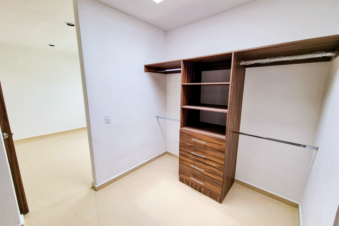 Reserva Chopo 1986, Querétaro, 76226, 3 Bedrooms Bedrooms, ,2 BathroomsBathrooms,Casa,Venta,Reserva Chopo,1046