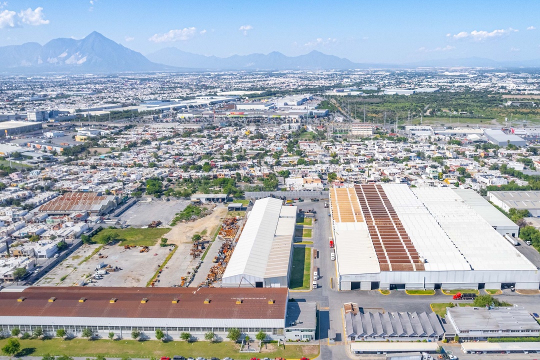 Avenida Universidad, Monterrey N.L., 66428, ,2 BathroomsBathrooms,Bodega,Renta,Avenida Universidad,1057