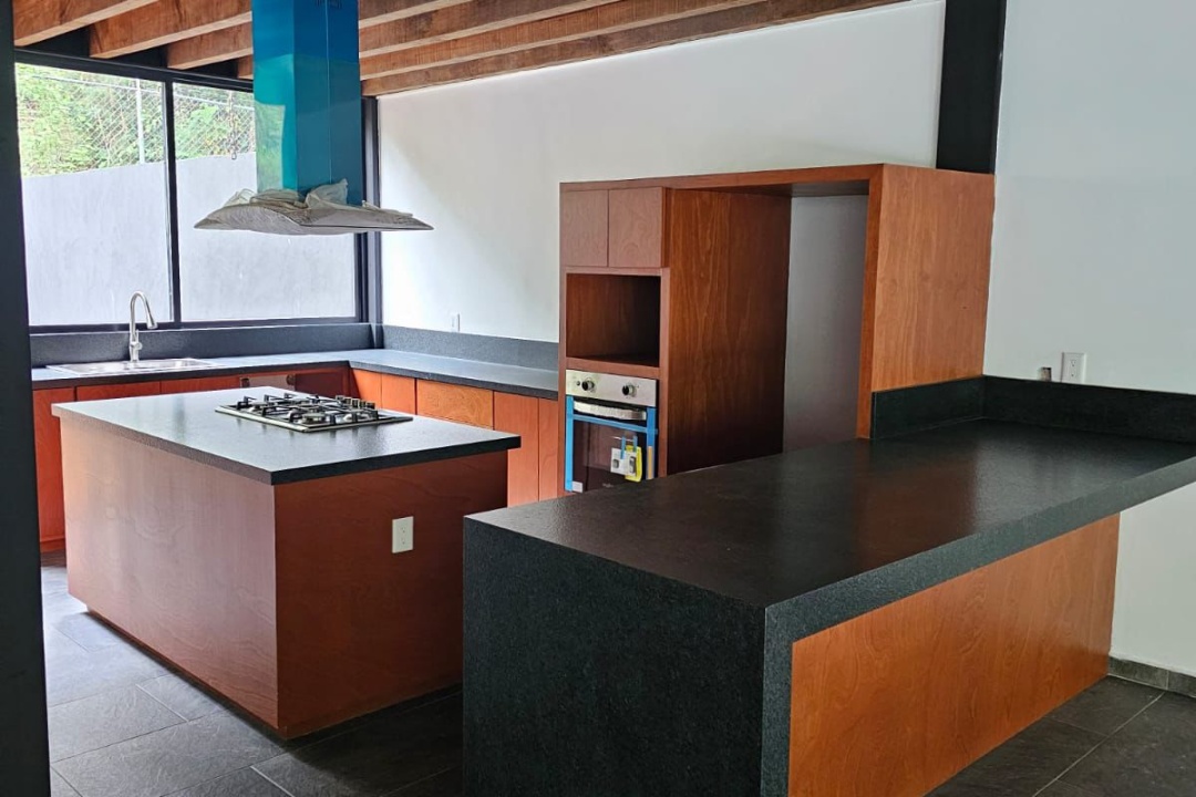 5V7M+FX4, Avándaro, Valle de Bravo, Estado de México, 51200, 4 Bedrooms Bedrooms, ,4 BathroomsBathrooms,Casa,Venta,5V7M+FX4,1059