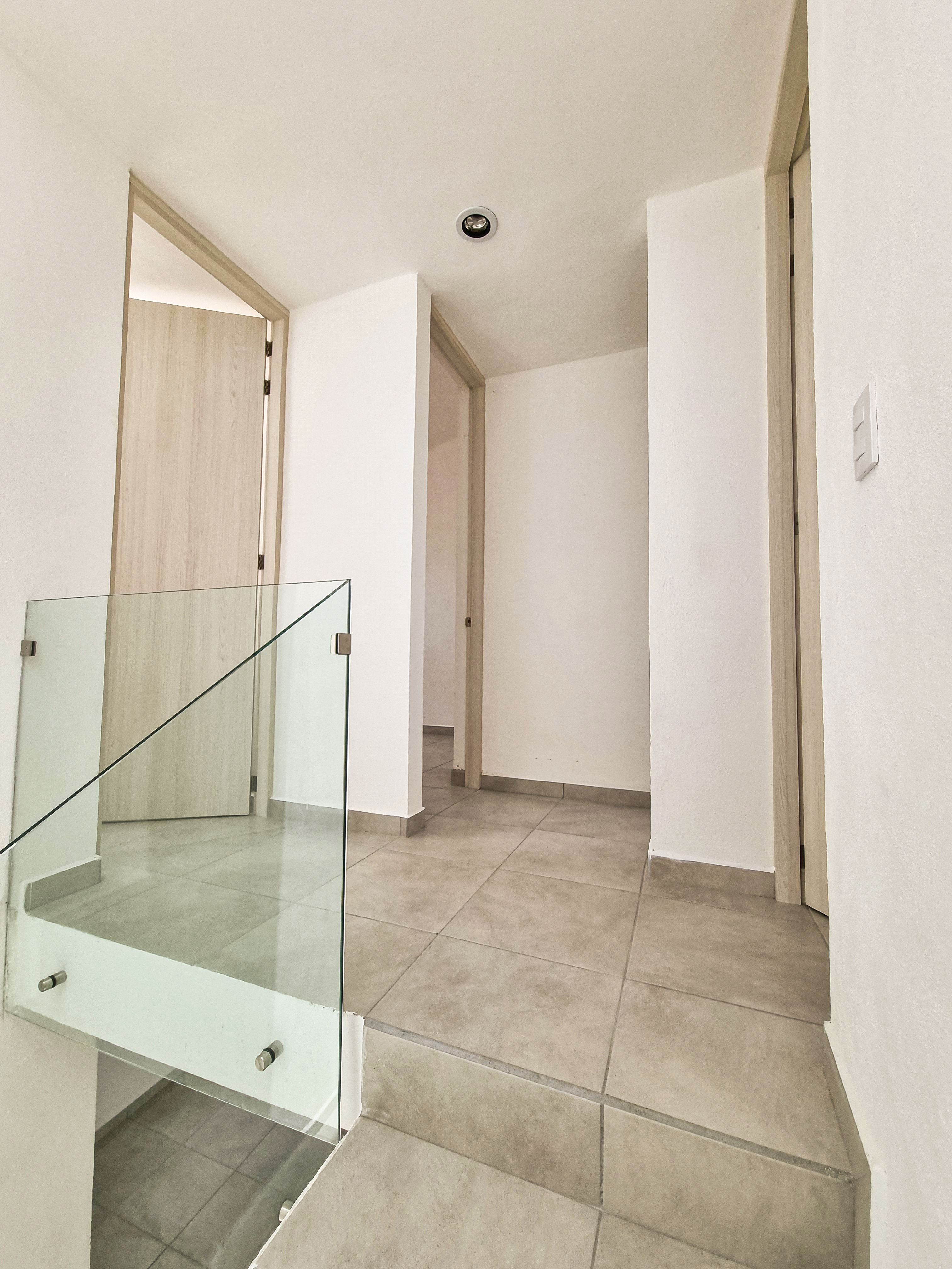 Anillo Vial 3 Oriente, Querétaro, 76246, ,Casa,Venta,Anillo Vial 3 Oriente,1082