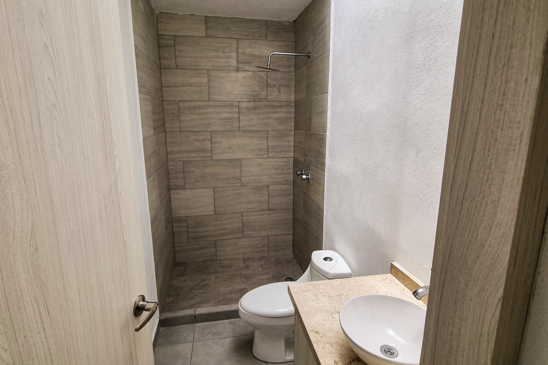 Anillo Vial 3 Oriente, Querétaro, 76246, ,Casa,Venta,Anillo Vial 3 Oriente,1082