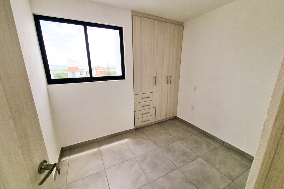 Anillo Vial 3 Oriente, Querétaro, 76246, ,Casa,Venta,Anillo Vial 3 Oriente,1082